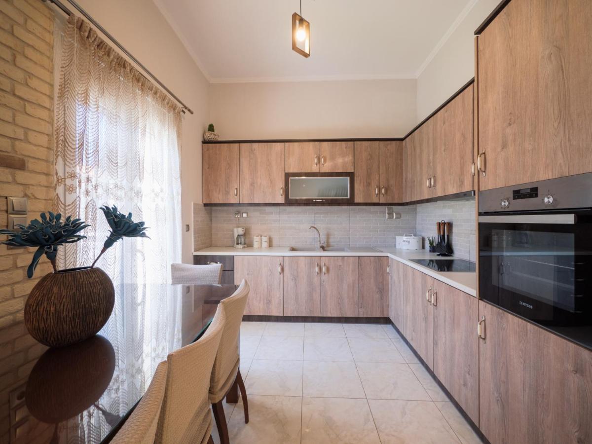 Kellys Cozy One Bedroom House Next To The Beach Ikonomianika Exteriér fotografie